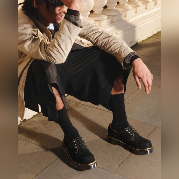 NWT Dr. Martens 1461 Bex Emboss Suede Oxford Shoes, Unisex, M (7) W(8) - Picture 3 of 9